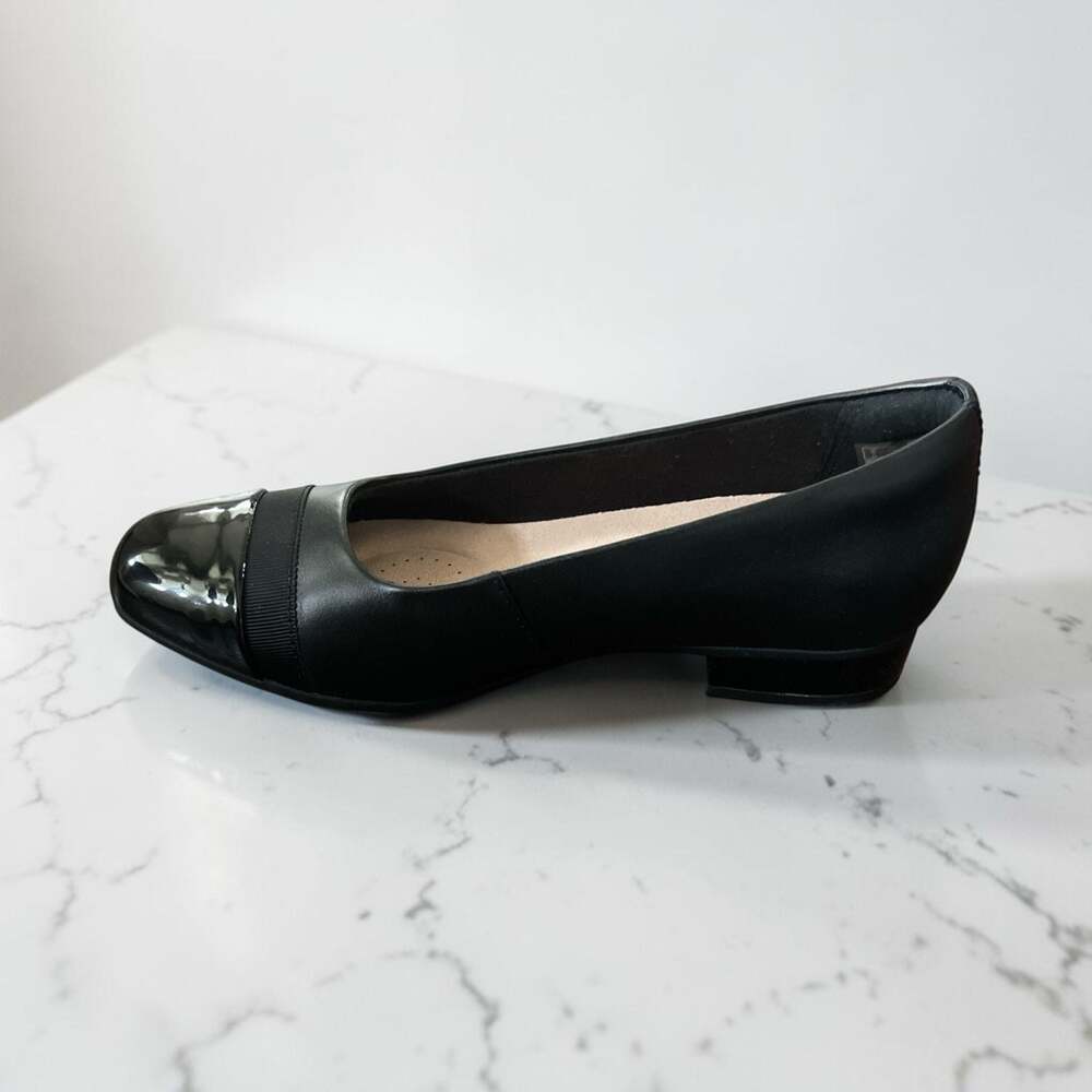 Clarks Collection Juliet Monte Black Cap Toe Pumps Size 6.5M - Picture 3 of 5